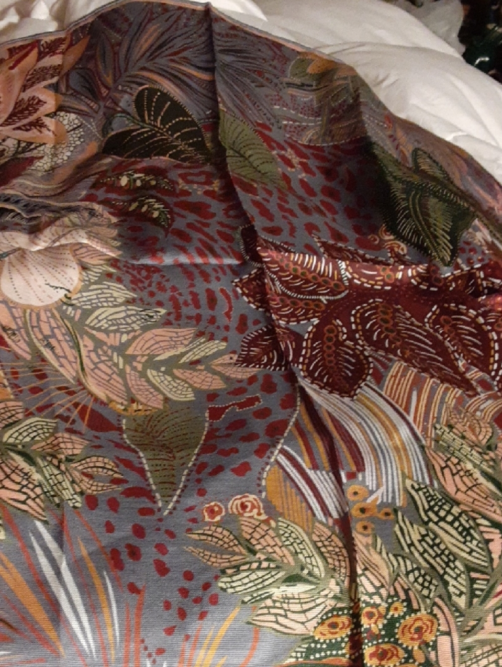 NWOT  Botanical Leaf Motif Floral Scarf in Gray, Rust, Olive Burgundy Scarf 25"
